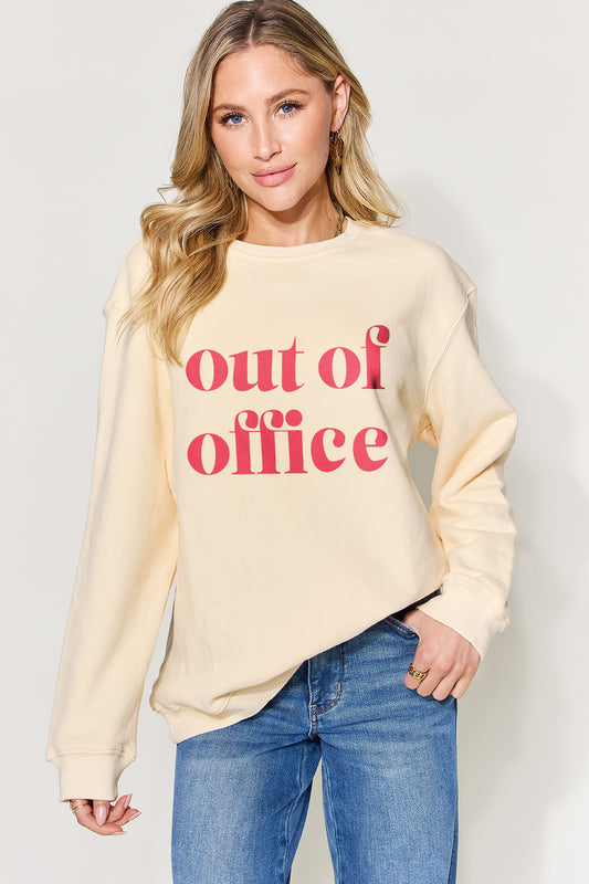 OUT OF OFFICE Graphic Sweatshirt